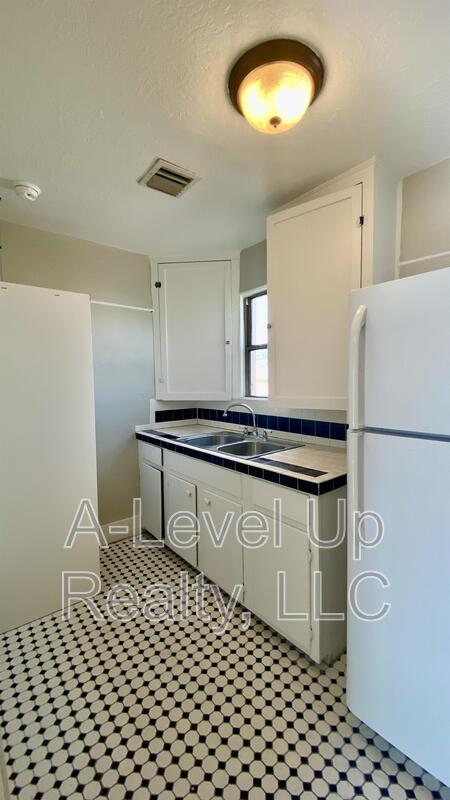 318 N EUCLID AVE