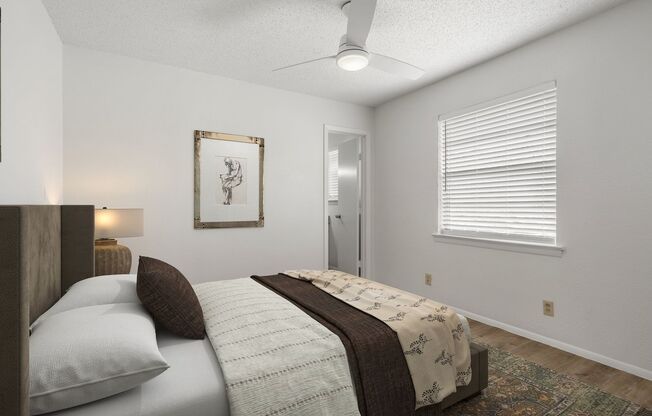 Freshly Renovated 3-Bedroom Duplex