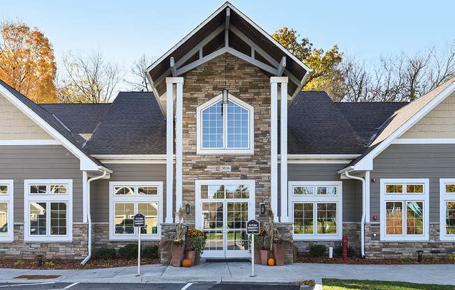 Bass Lake Hills Townhomes - Clubhouse Exterior