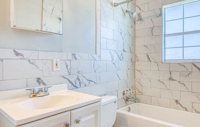 Beautiful 3 bed-1 bath house