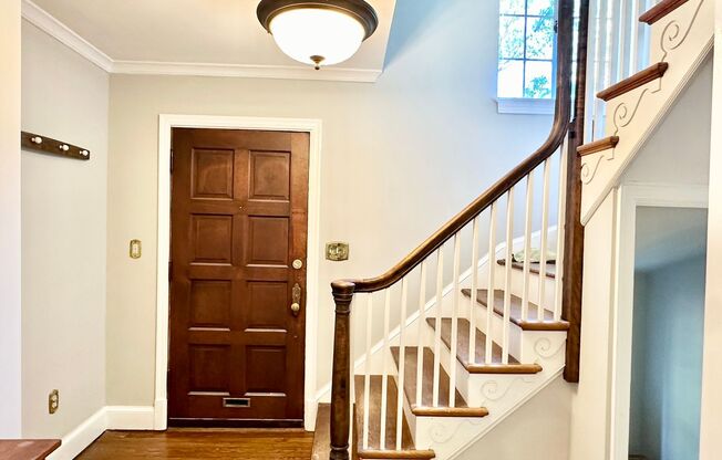 Barnaby Woods/ Chevy Chase DC!  Detached Home!  Pets Welcome!