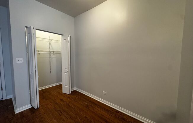 Studio, 1 bath, 450 sqft, $1,375, Unit 308