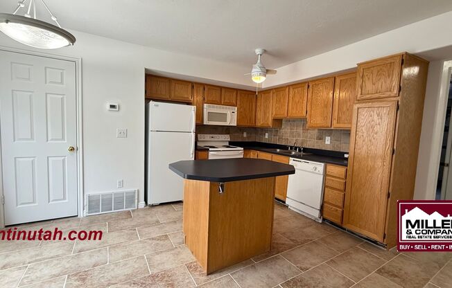 Terrific Tuscany Townhome!