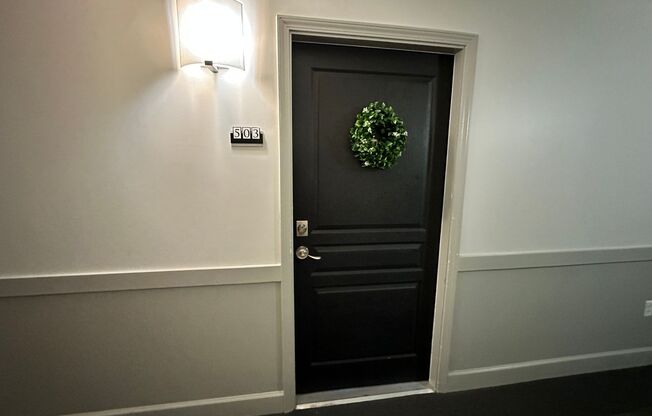 Two Bedroom Condo located in Dilworth