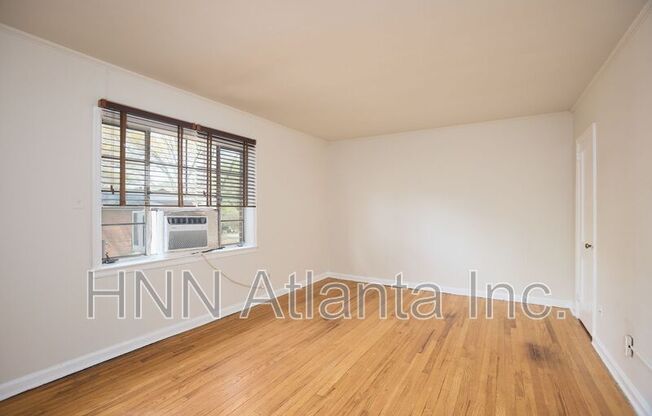 1347 BRIARWOOD DR NE