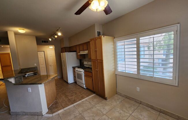 2 beds, 2 baths, $1,350