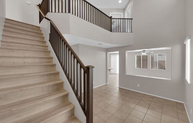 4 beds, 2.5 baths, $2,195
