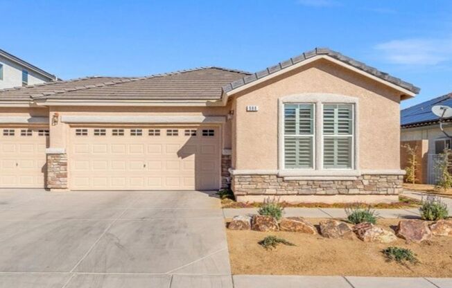 Expansive 4-bedroom Single Story in Henderson