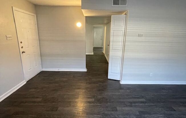 3 beds, 2 baths, 1,256 sqft, $1,550, Unit 12-1203 W/D