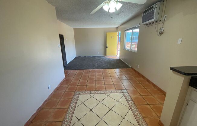 2 beds, 1 bath, $1,550, Unit 14