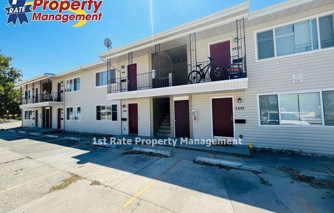 1211 W BEACON ST