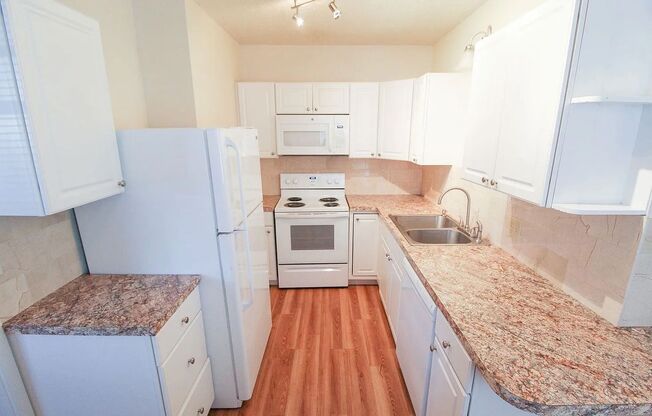 2 beds, 1 bath, 750 sqft, $1,045, Unit Unit 1