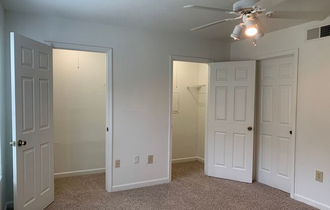 1 bed, 1 bath, 640 sqft, $980, Unit 2409