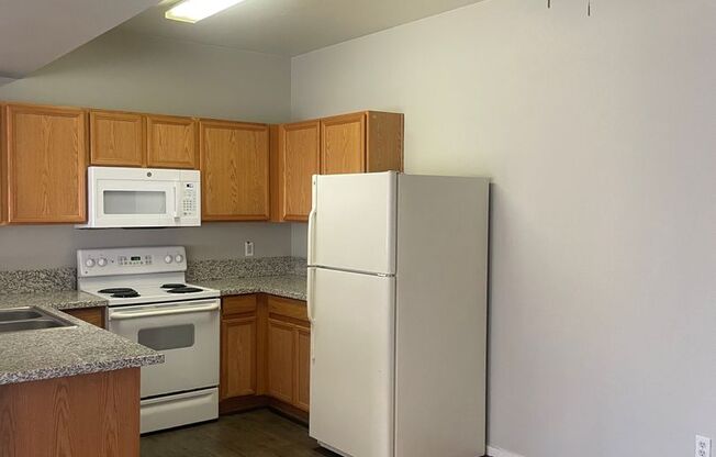 1 bed, 1 bath, $995