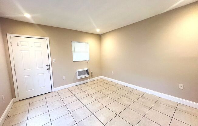 Studio, 1 bath, $1,250, Unit 223-22