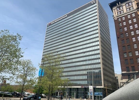 55 PUBLIC SQ