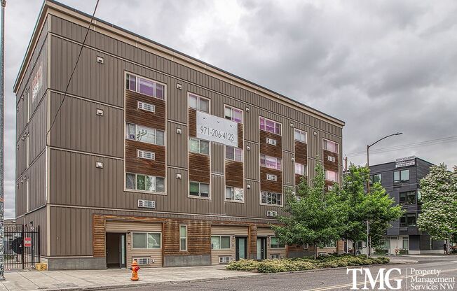 The Carter Apartments