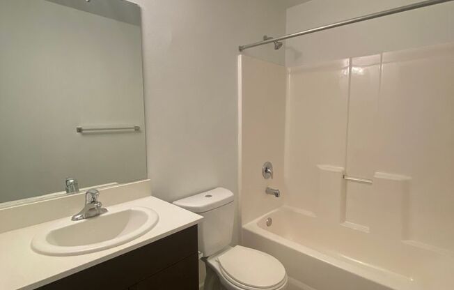 1 bed, 1 bath, 600 sqft, $2,095