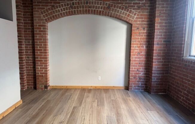 1 bed, 1 bath, 630 sqft, $1,199, Unit 618