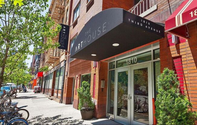 1 bed, 1 bath, 557 sqft, $3,850, Unit 9D