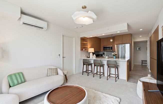 2 beds, 2 baths, $6,000, Unit # 3709