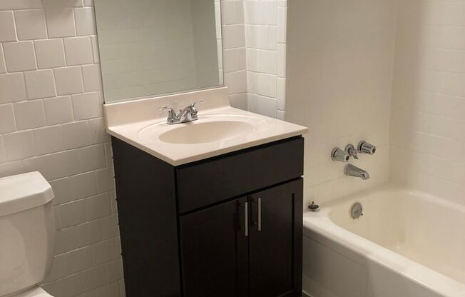 1 bed, 1 bath, 600 sqft, $1,299, Unit 1301-84