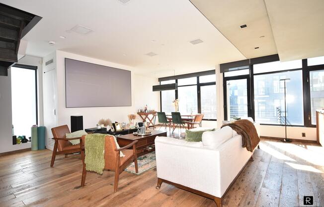 102 GOLD ST