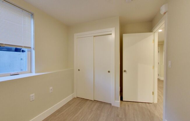 1 bed, 1 bath, $2,495, Unit B