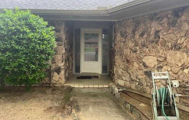 1706 Princeton Dr