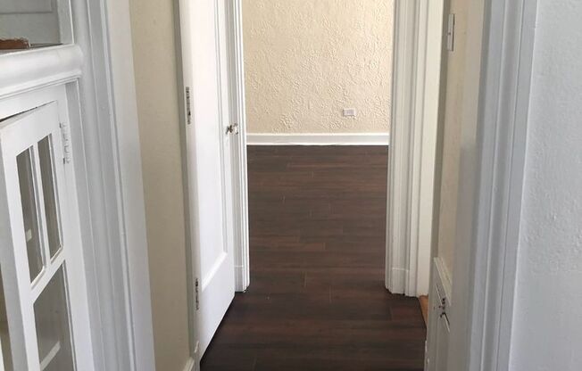 Studio, 1 bath, 308 sqft, $1,250, Unit Bayard Manor 307