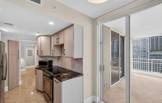 2 beds, 2.5 baths, $5,400, Unit # 1604