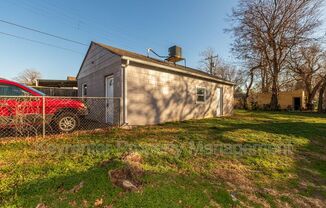 2410 E OKLAHOMA ST