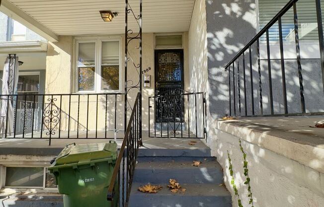 1008 W 41st St