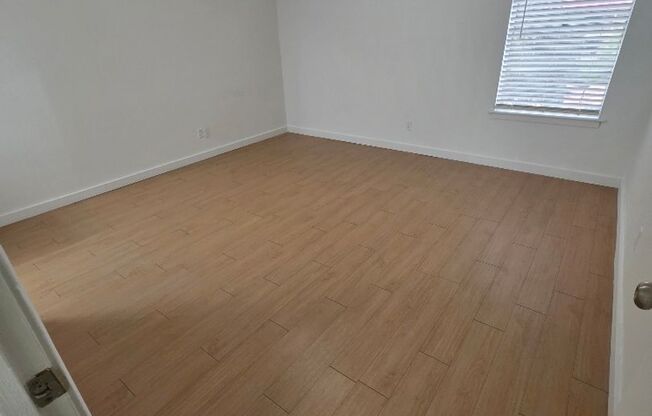 2 beds, 2 baths, 960 sqft, $1,099, Unit ELP2202-363