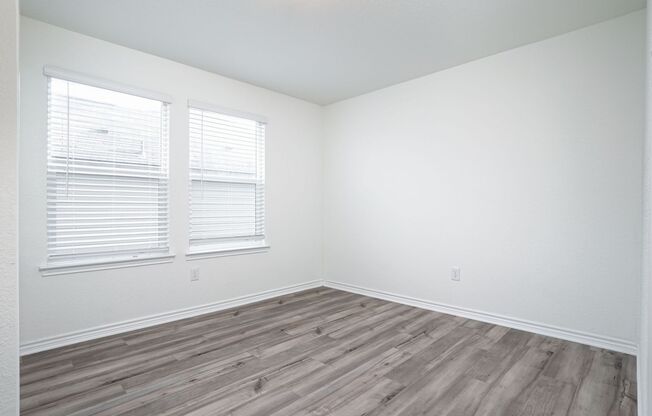 Fabulous 2 story home!