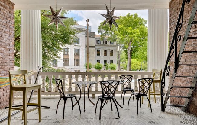 Fountain Plaza - Fitzgerald Apartments