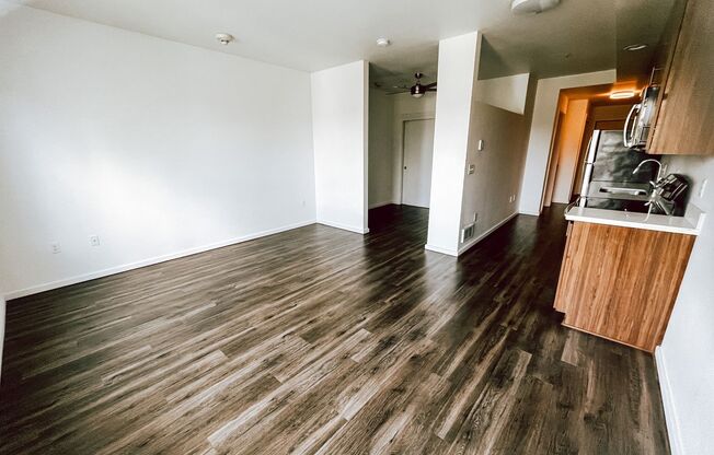 1 bed, 1 bath, 580 sqft, $1,495, Unit 409