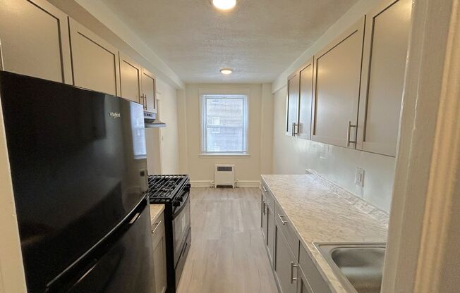 Parkwood Manor Apartments