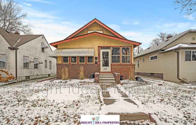 969 Lawson Ave E - Unit #1