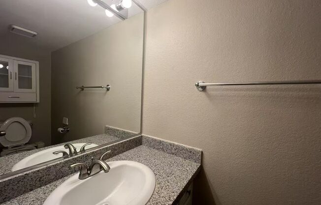 2b2b TownHouse $1620