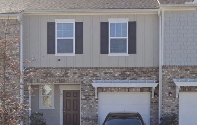 136 SWINDON DR