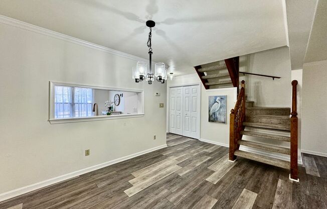 3 beds, 2.5 baths, $2,150