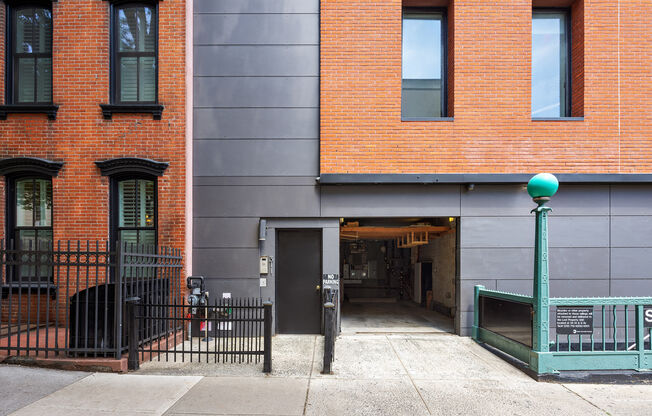 5 beds, 3 baths, 4,051 sqft, $20,000, Unit TRIPLEX