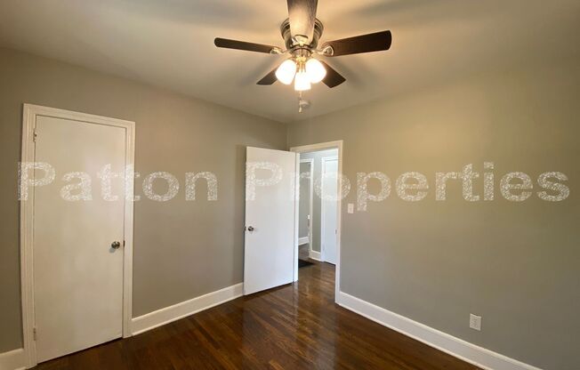 3 beds, 1 bath, $1,095