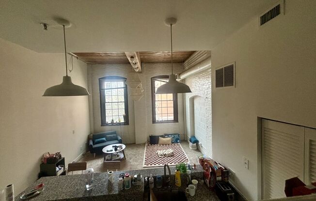 1 bed, 1 bath, 600 sqft, $1,599, Unit 413