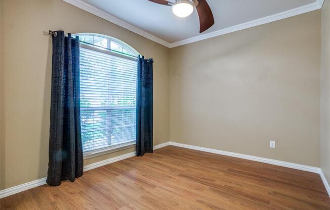 2440 HBR DR