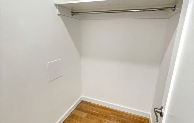 2 beds, 2 baths, 900 sqft, $9,154.52, Unit 12N/O