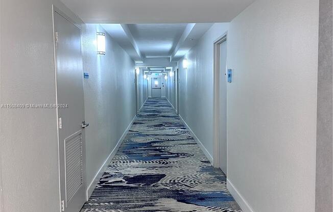3001 S OCEAN DR