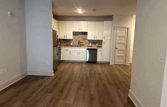 1 bed, 1 bath, 787 sqft, $1,850, Unit 221-A3