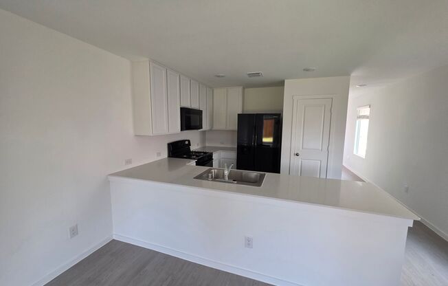 "Feel Right at Home – Modern 3 Bed, 2.5 Bath in Foree Ranch"